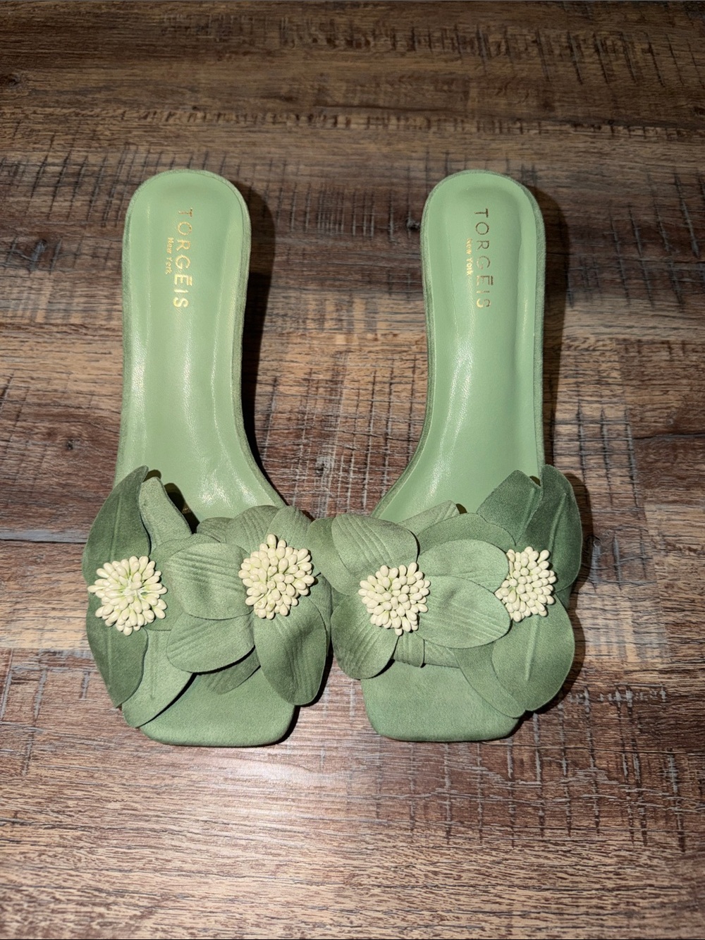 Torgeis Floral Kitten Heels